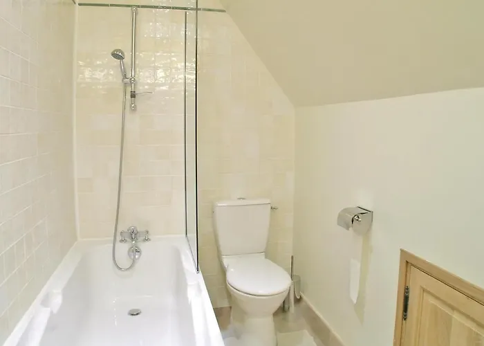 Lovely In * Valojoulx